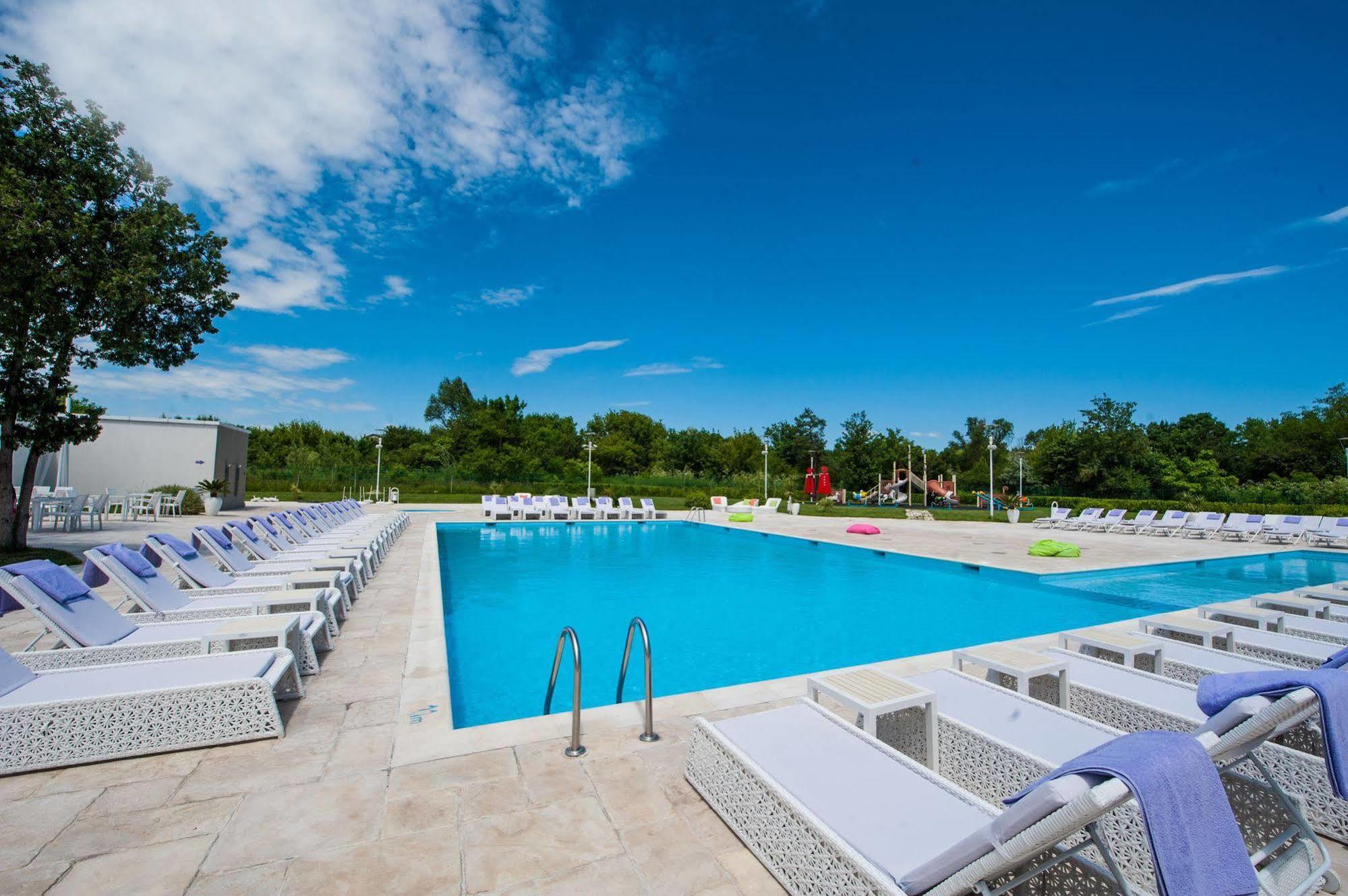 Hotel Melodia Венус Екстер'єр фото